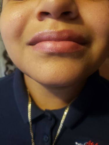 Customer photo review of LIPSTICK LONG LASTING  SET - 50% OFF LAST DAY PROMOTION!