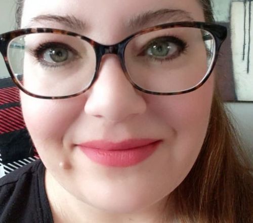 Customer photo review of LIPSTICK LONG LASTING  SET - 50% OFF LAST DAY PROMOTION!