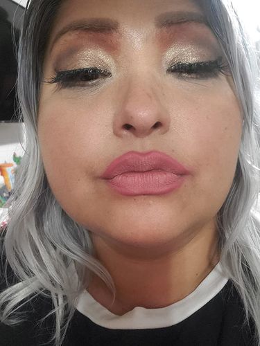 Customer photo review of LIPSTICK LONG LASTING  SET - 50% OFF LAST DAY PROMOTION!