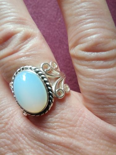 Customer photo review of Mondstein Weiblichkeitsring