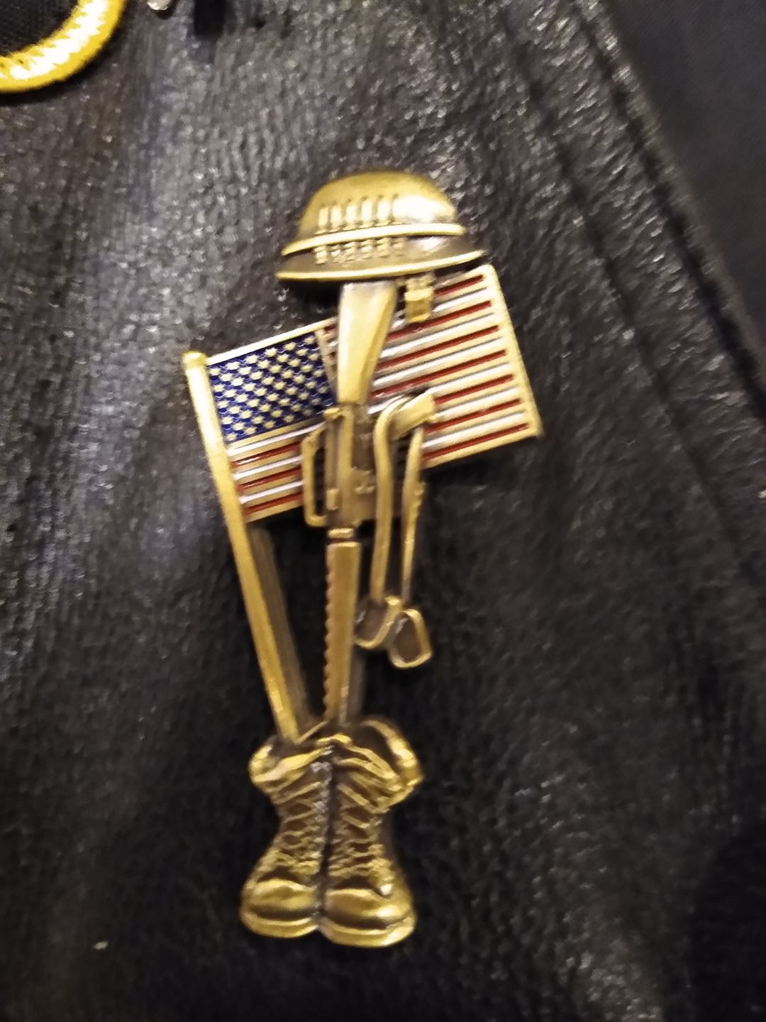 Customer photo review of Fallen Soldier USA Memorial Pin