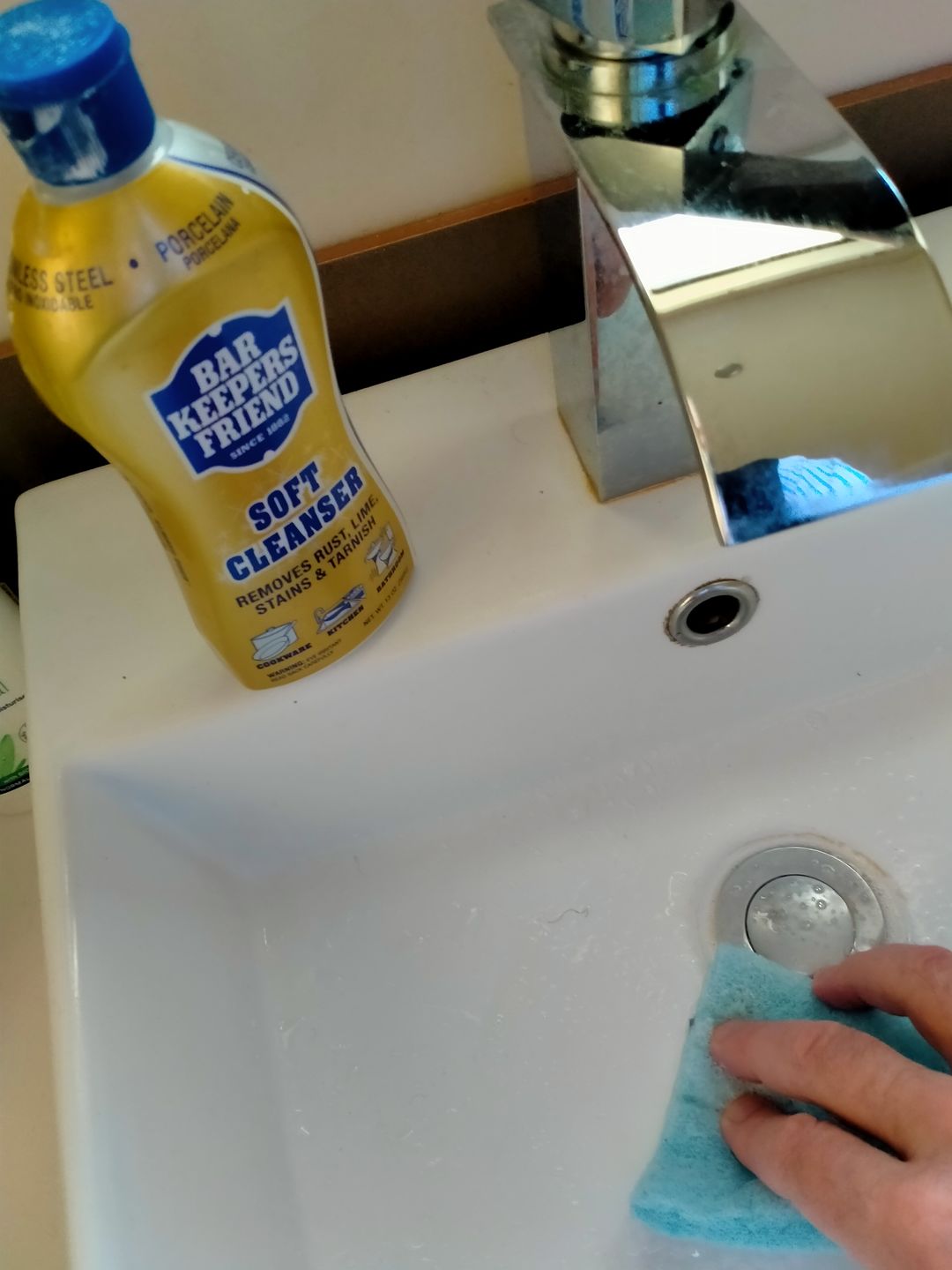 Customer photo review of Bar Keepers Friend Soft Cleanser 369g