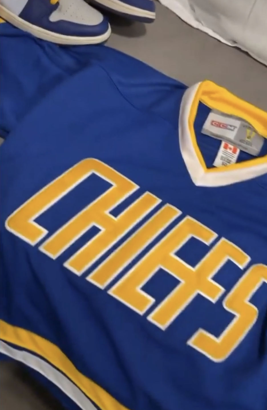 Customer photo review of Charleston Chiefs Hanson Brothers Slapshot Hockey Jersey