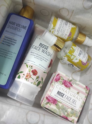 Customer photo review of Fresh Flowers Hydrating Mist