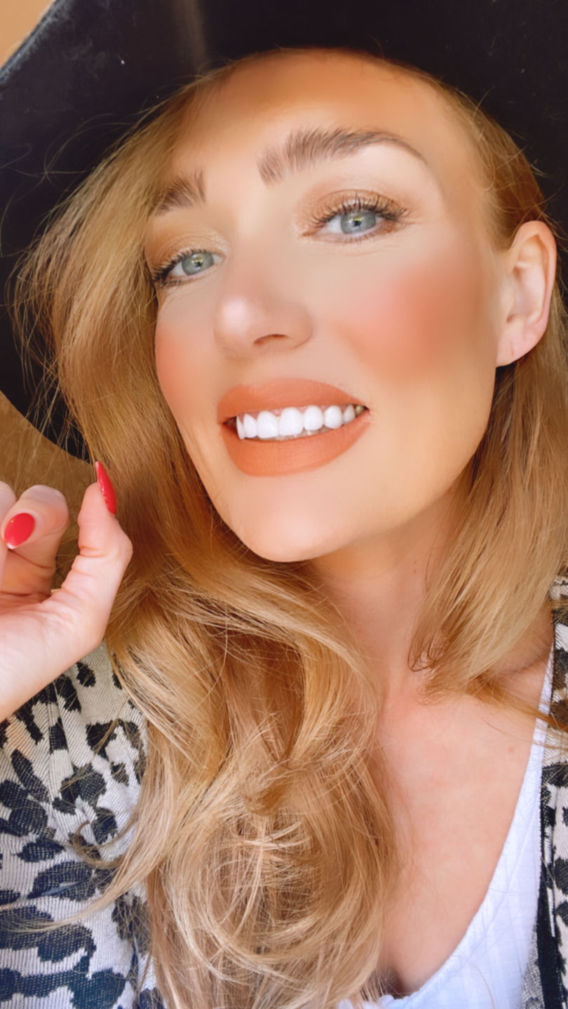 Customer photo review of Vegan Mineral lipstick - 100 % Natural - Satin