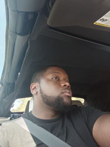 Customer photo review of Respected Roots Beard Conditioner - Tropical Scent (4 oz.)