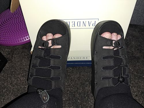 Customer photo review of The Traveler Sandal