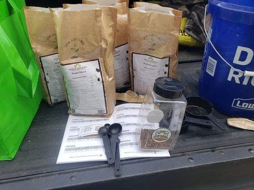 Customer photo review of Whole Gardener Organic Plant Nutrient Kit