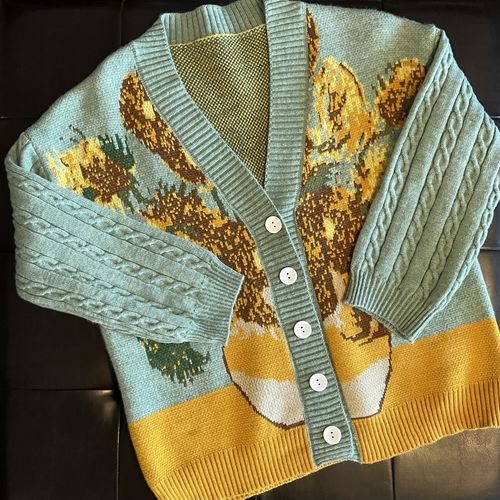 Customer photo review of Van Gogh Vintage Cardigan Knit Sweater