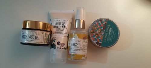 Customer photo review of Ultra Moisturizing Organic Hand & Nail Cream