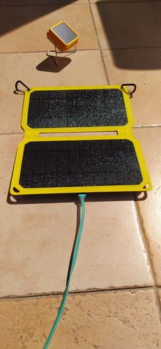 Customer photo review of SOLAR CUBE. Lámpara solar