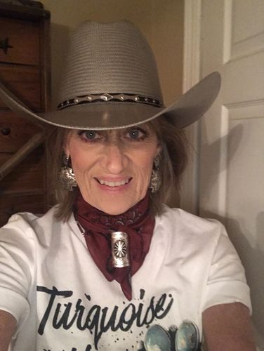 Customer photo review of American Dakota - Red Bucking Horses