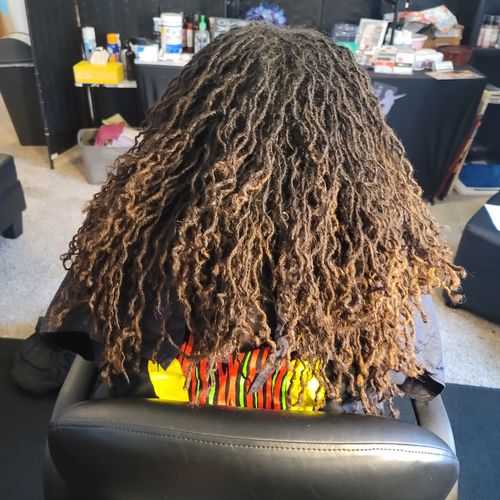 Customer photo review of Refresher Spray w/ Rose Water | 8 oz