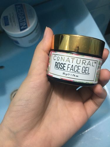 Customer photo review of Rose Face Gel