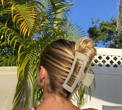 Customer photo review of XL Dreamy Claw Clip