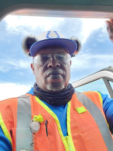 Customer photo review of Maven Lightweight Comfortable Steel Toe Work Boots