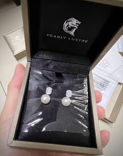 Customer photo review of Elegant Freshwater Pearl Earrings WE00066