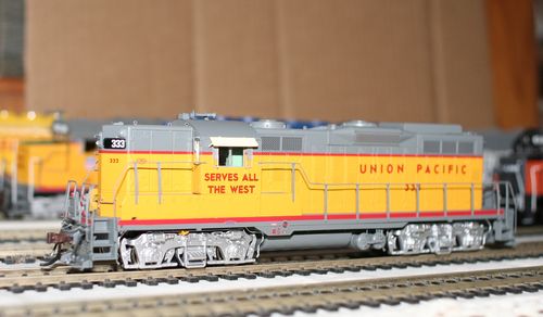 Customer photo review of PREORDER Athearn HO GP9 Phase III, UP #333