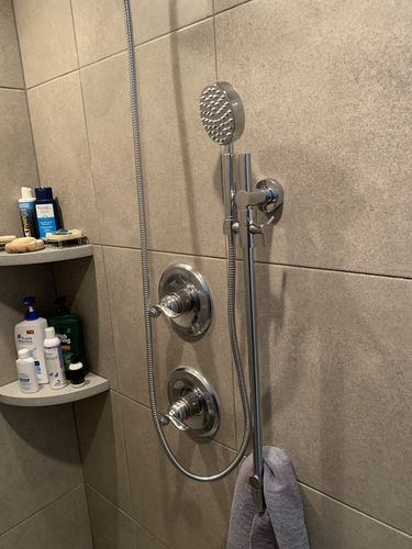 Customer photo review of 1-Spray Handheld Shower Head Set
