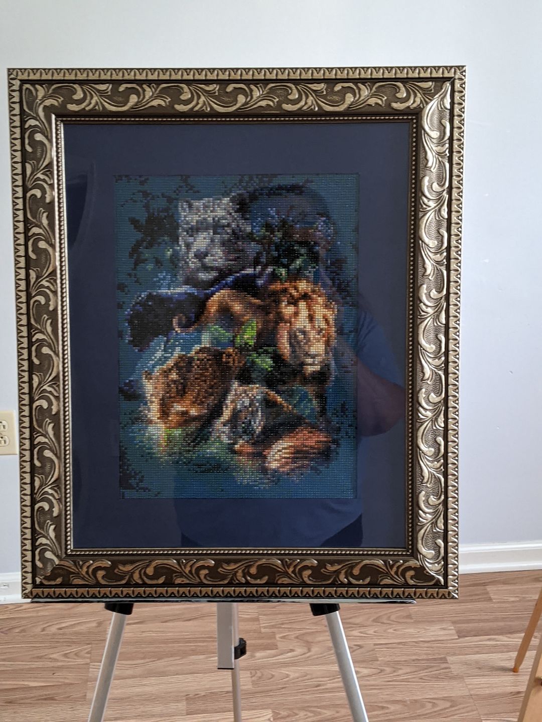 Customer photo review of Big Fierce Cats - Premium 5D Poured Glue Diamond Painting Kit