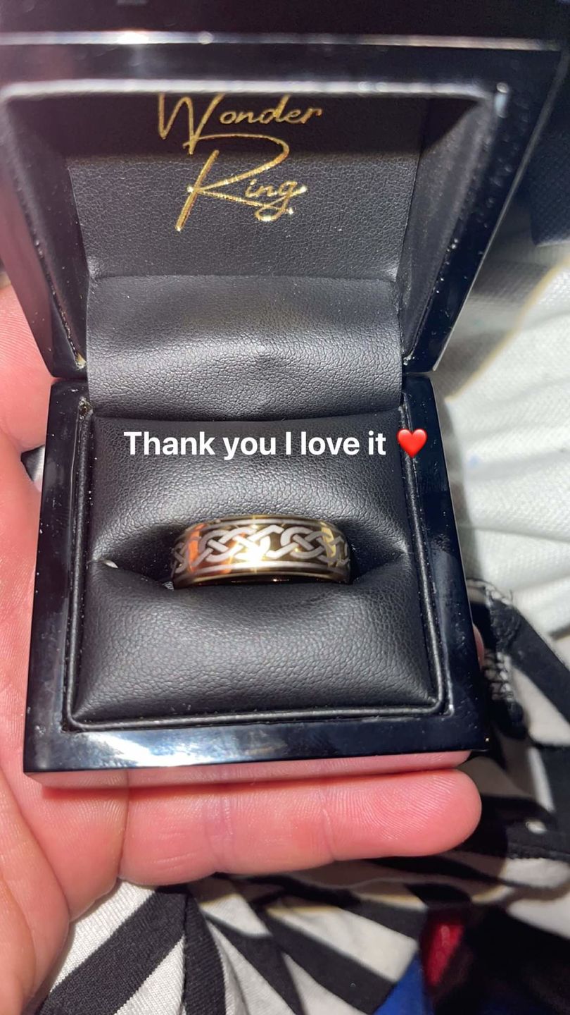 Customer photo review of The Celtic Knot Wonder Ring