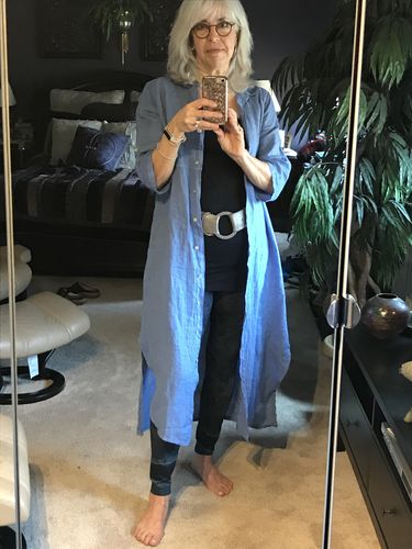 Customer photo review of Meo Linen Button Down Cardigan (Denim)
