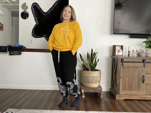 Customer photo review of Pacifica 7/8 Jogger - Sunflower Stamp