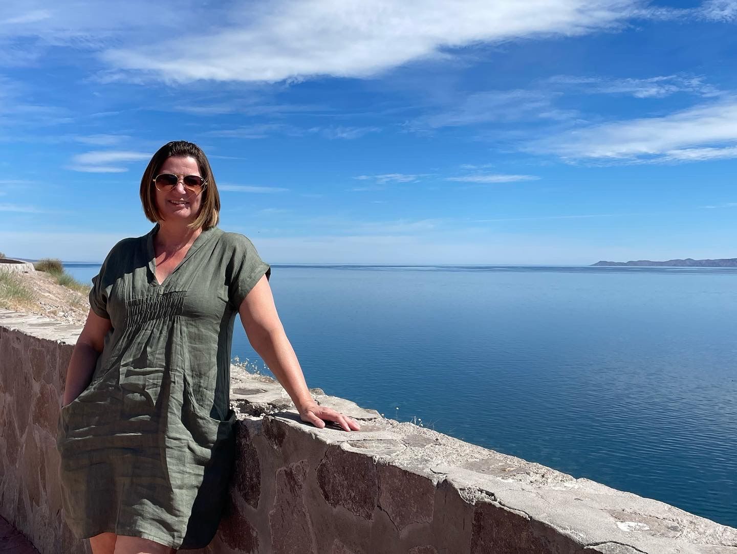 Customer photo review of Meo Linen Pocket Dress (Olive)