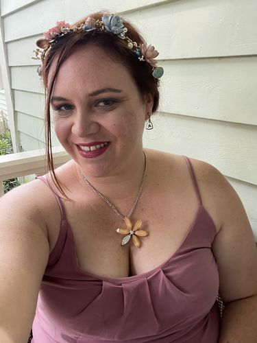 Customer photo review of Heaven Floral Tiara