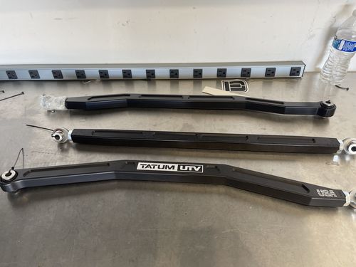 Customer photo review of Pocketed Can-Am X3 High Clearance Radius Rods (Set) 72"