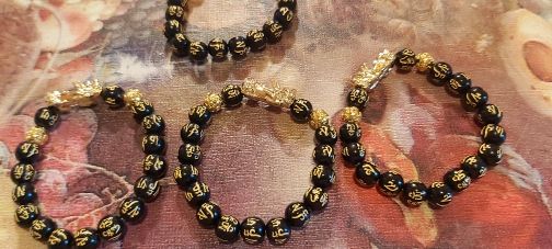 Customer photo review of Pi Xiu Schwarzer Obsidian Armband