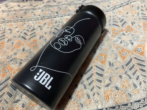 Customer photo review of PRE-ORDER ABSTRACT Ace Bottle