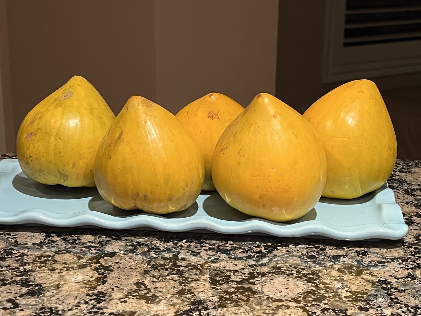 Customer photo review of Eggfruit (Canistel) Box
