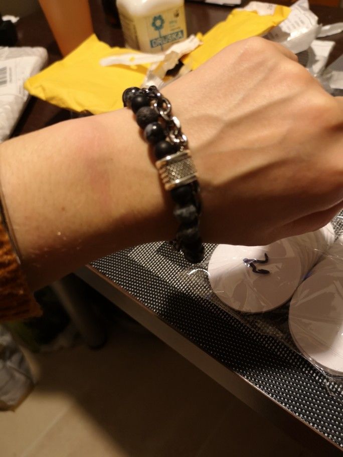 Customer photo review of Jaspis Perlenarmband | Boho | Elegant | Herren