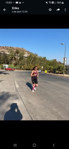 Customer photo review of Calzas Short Mujer Light Speed Mid-Rise - Black/Gold Reflective - 2XU