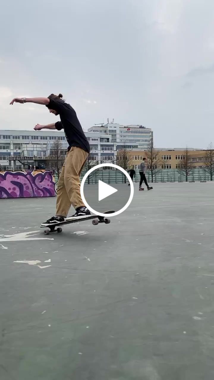Customer video review of Orangatang Knuckles