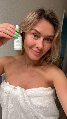 Customer photo review of Eye Lifting Serum