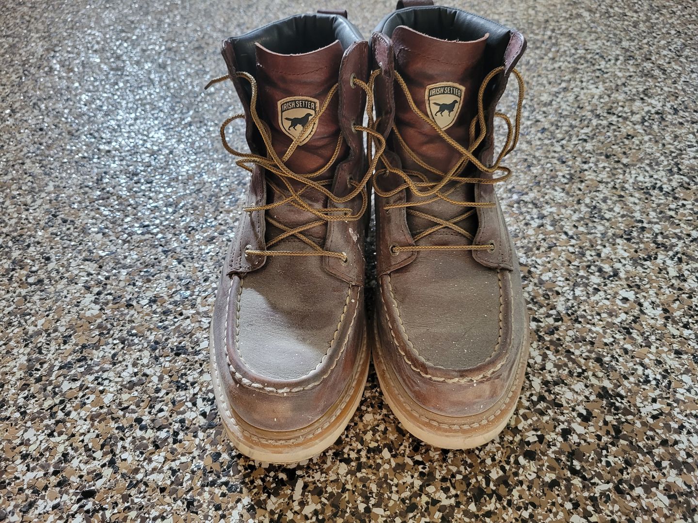 Customer photo review of Irish Setter by Red Wing Men's Ashby Soft Toe 6-inch Lace-Up Boots 83605