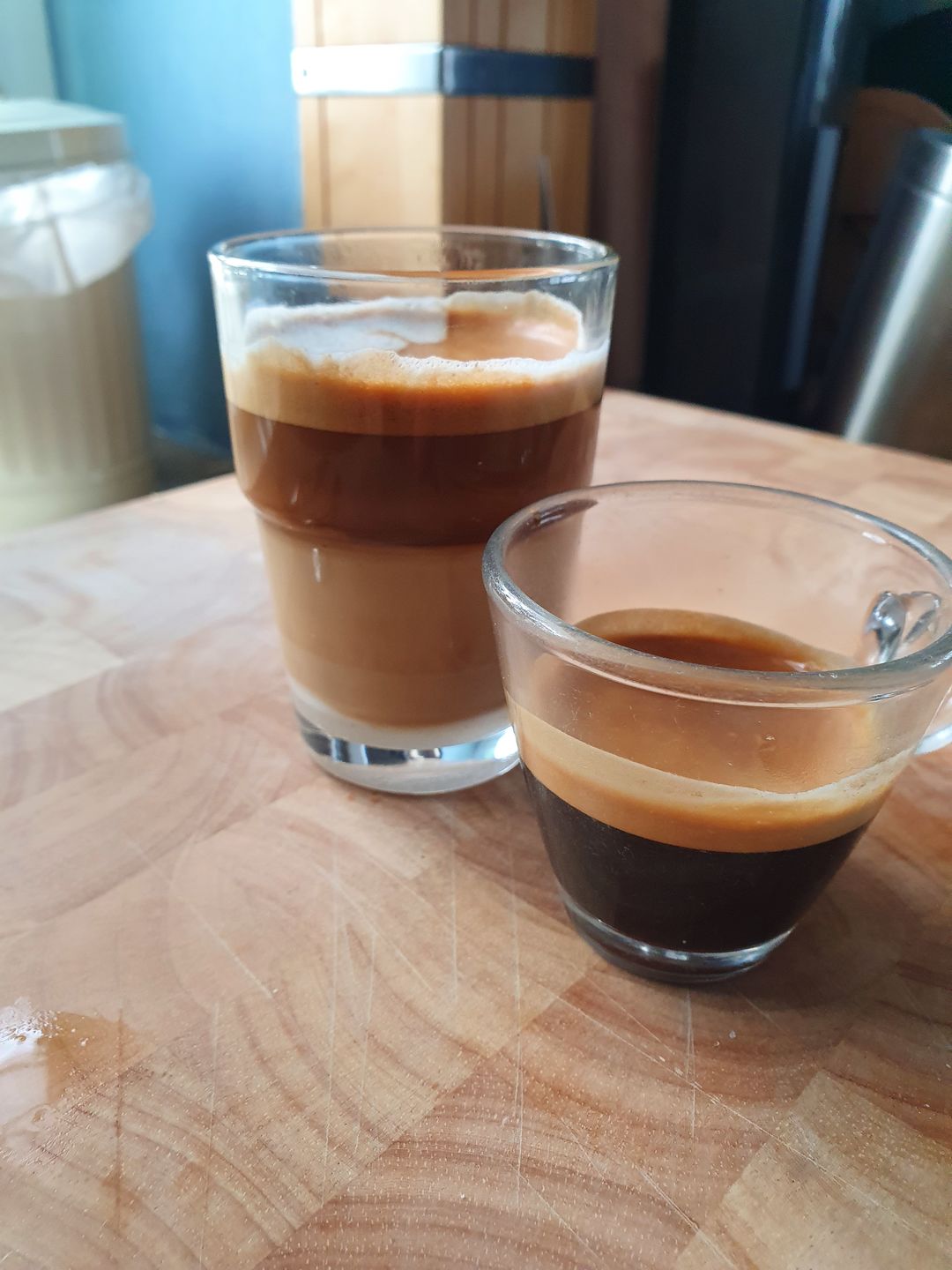 Customer photo review of DEAD OR ALIVE COFFEE No3 – 100% Robusta. Stark. Vollmundig. Espresso.