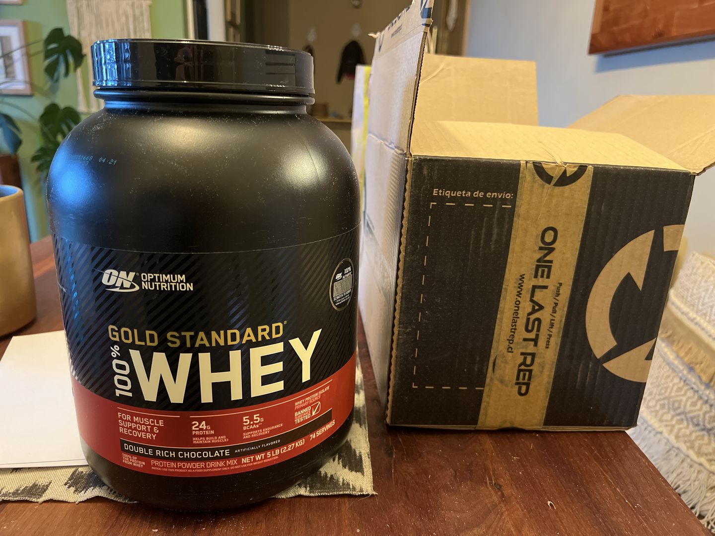 Customer photo review of Optimum Nutrition Gold Standard 100% Whey Proteina 5 Lb