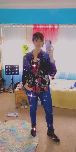 Customer photo review of Impact High Waisted Skinny Jeans - Indigo