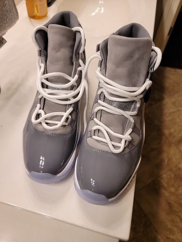 Customer photo review of 2021 Air Jordan 11 “Cool Grey”