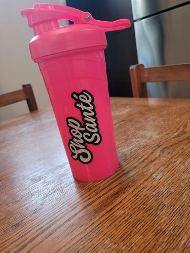 undefined review of Shop Santé - Shaker Néon Gratuit image 1 out of 1