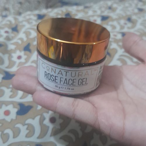 Customer photo review of Rose Face Gel