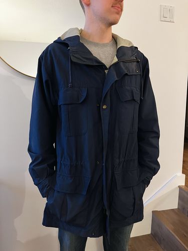 Customer photo review of Vintage Eddie Bauer Light Parka Coat Size Medium