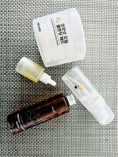 Customer photo review of DAILY ESSENTIALS (Pads + Foam + Toner + Oil)