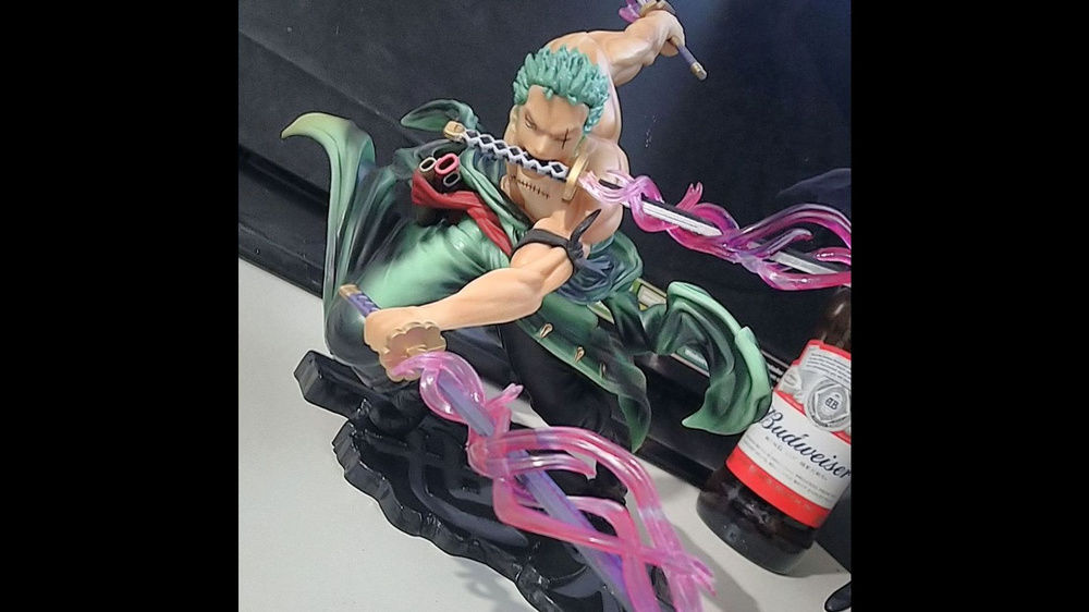 Customer photo review of Roronoa Zoro Santoryu - Action Figure