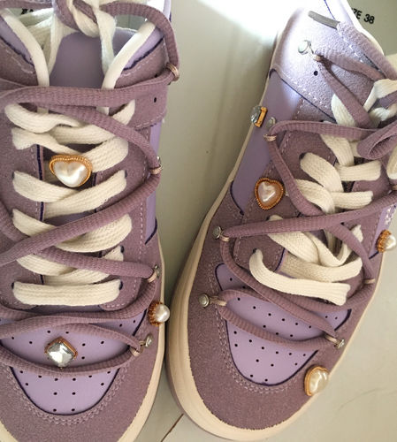 Customer photo review of Rose Embroidery Aesthetic Sneakers 🌹