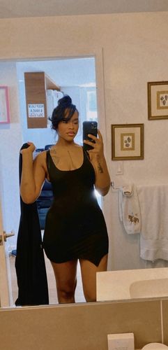 Yasmeen J. review of FRAME MINI DRESS IN BLACK image 1 out of 1