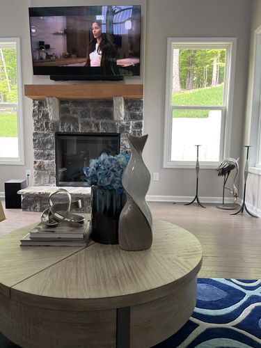 Customer photo review of Silver and White Contemporary Vase